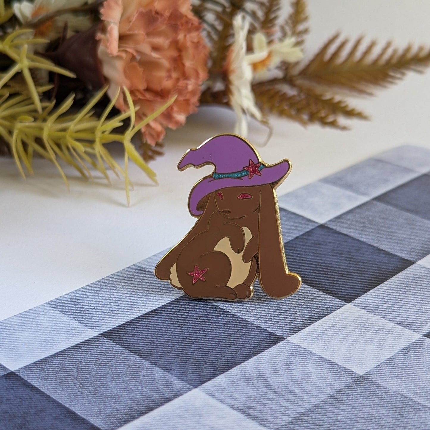 Enamel Pin "Hexenhase"